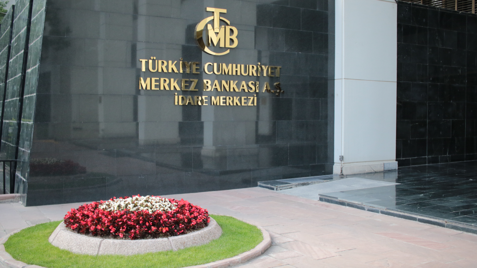 bankalar faiz yarisina girdi 7 milyon tlye 1 ayda 260 bin tl kazanc 1 5MK5n4pm