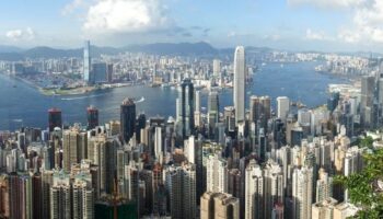 hong kongda ekonomik canlanma gsyih buyumesi tahminleri asti ExefZE64
