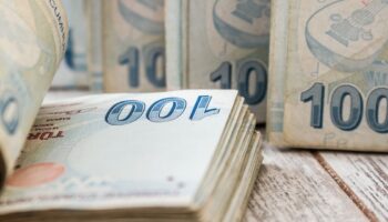 bloomberg temmuzda asgari ucrete zam yok XkJwaiig