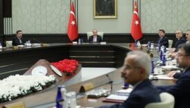 kabinede kritik pazartesi gozler bestepedeki zirvede yVBs3kUY