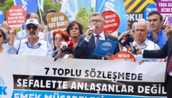 kesk yandaslarla degil emekcilerle masadayiz zEeMJX12