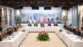 ukrayna ve rusya istanbulda yuz yuze baris gorusmeleri basladi 34a8BVIG