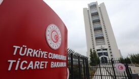 dis ticaret acigi haziranda yuzde 388 artti 82 milyar dolar RLn2xl2L