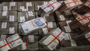 hazineden 3 ihalede 90 milyar liralik borclanma 9t5gROfB