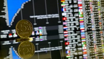 trump etkisi moskovayi vurdu borsa geriledi ruble deger kaybetti mLNEnR8b