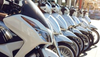 turkiyede arac sayisi 317 milyonu asti motosikletlerde patlama yasaniyor XqyCPq97