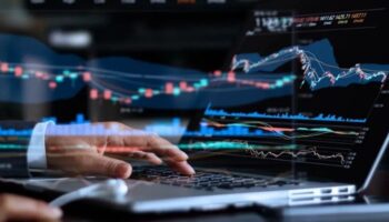 eylulde borsaya yabanci ilgisi gayrimenkul ve teknoloji one cikti dQ4N6typ