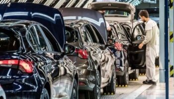 otomotiv satislari agustosta ivme kaybetti yillik rakamlar h l iyi xtbsyZOV