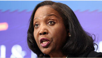 abd yuksek mahkemesi trumpin ekonomi uzerindeki yetki sinirlarini test ediyor TPdUXPeI