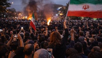 internet kesildi baski artti ucak gemisi gorev grubu yaklasiyor iranda protestolar nereye gidiyor gOpMSGIb